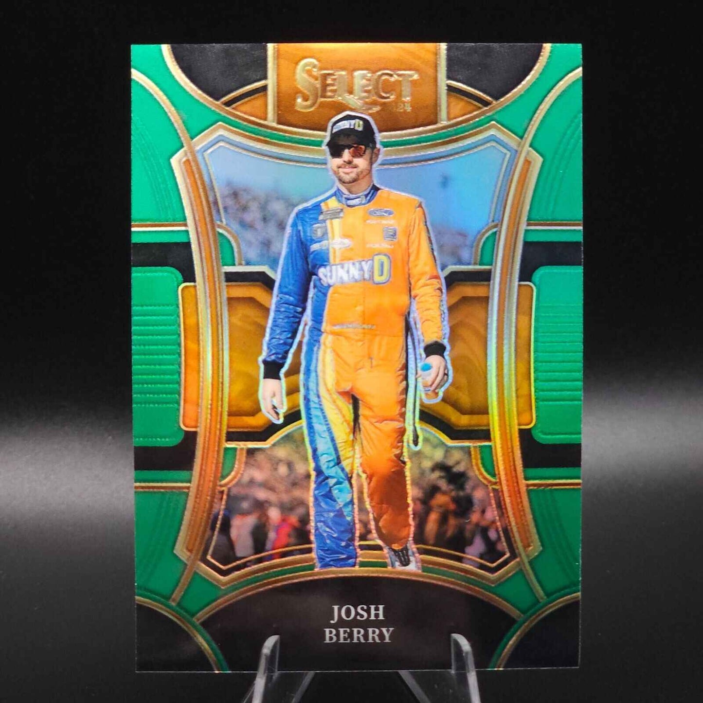 2024 Panini Select - Trackside Green Prizm #66 Josh Berry /5